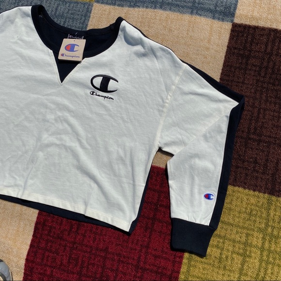 Champion Women’s Long Sleeve Crop Top- White&Black - Picture 3 of 6
